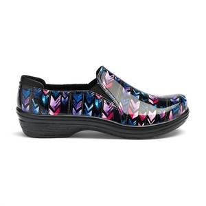 NEW KLOGS FOOTWEAR women's moxy shoes in forward patent